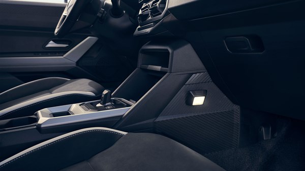 Renault Duster - une lampe pour éclairer dans les moindres recoins