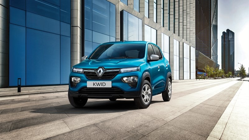 renault kwid street view parked