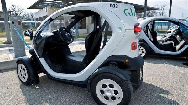 Renault TWIZY - En recharge à l'extérieur
